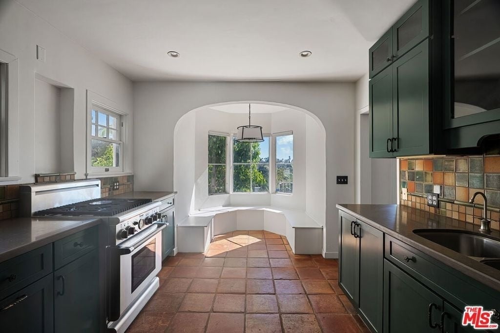 2101 Broadview Terrace - Photo 14
