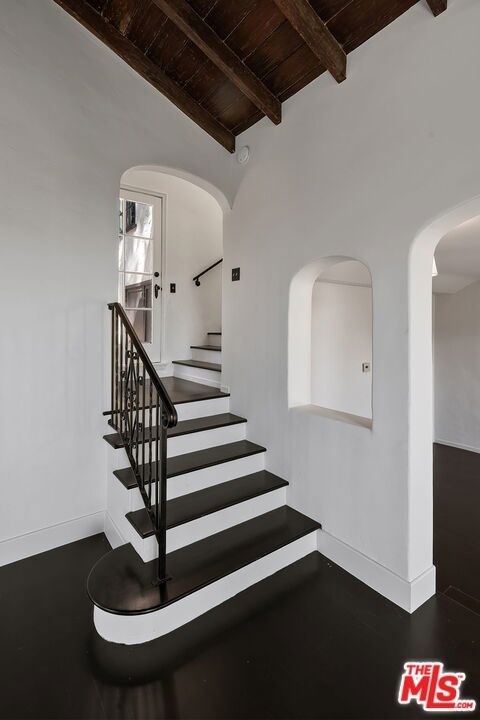2101 Broadview Terrace - Photo 17
