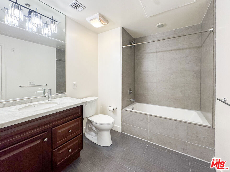 6001 Carlton Way - Photo 23