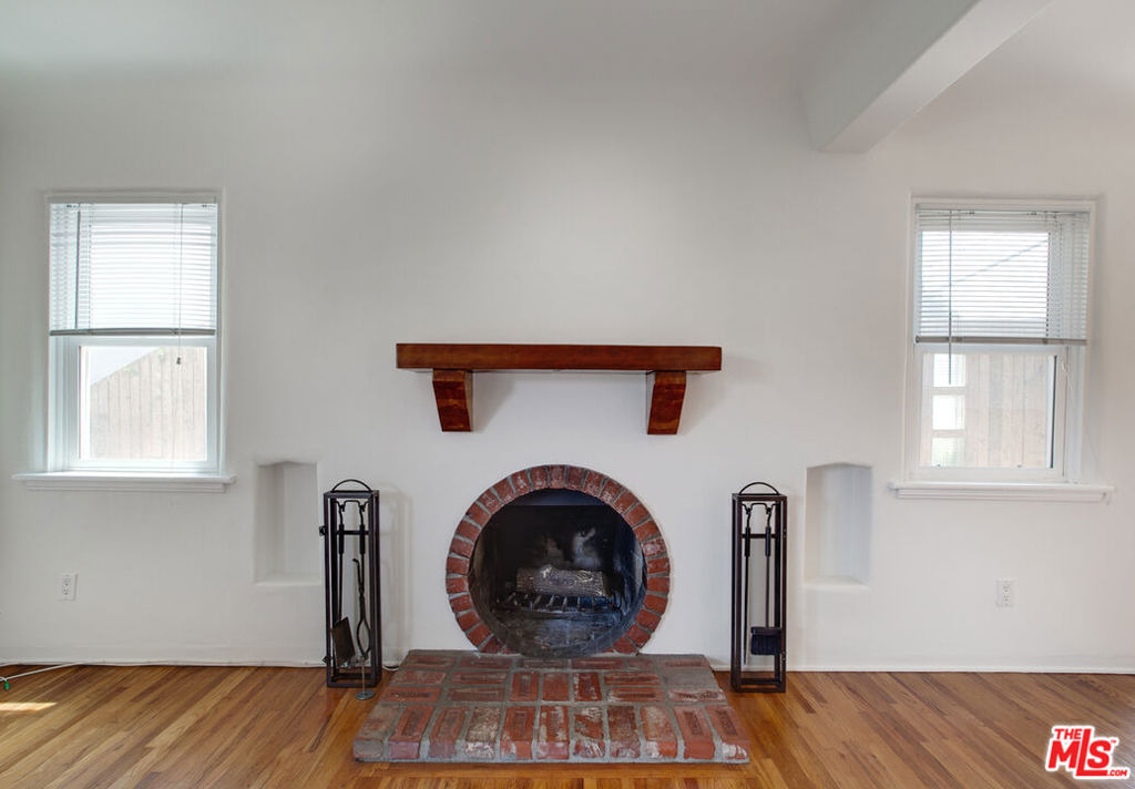 2534 7th Street - Photo 3