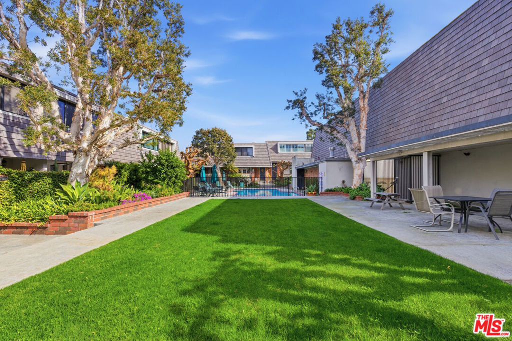 4738 La Villa Marina - Photo 27