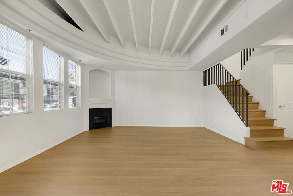 14061 Milbank Street - Photo 0