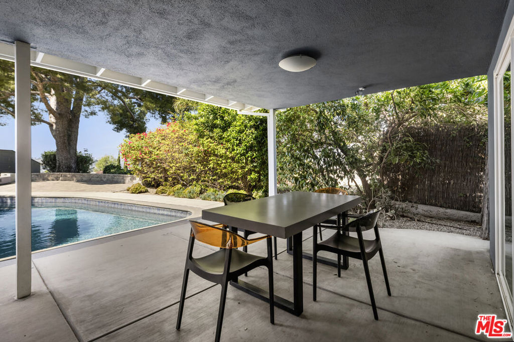 907 Alegre Place - Photo 23