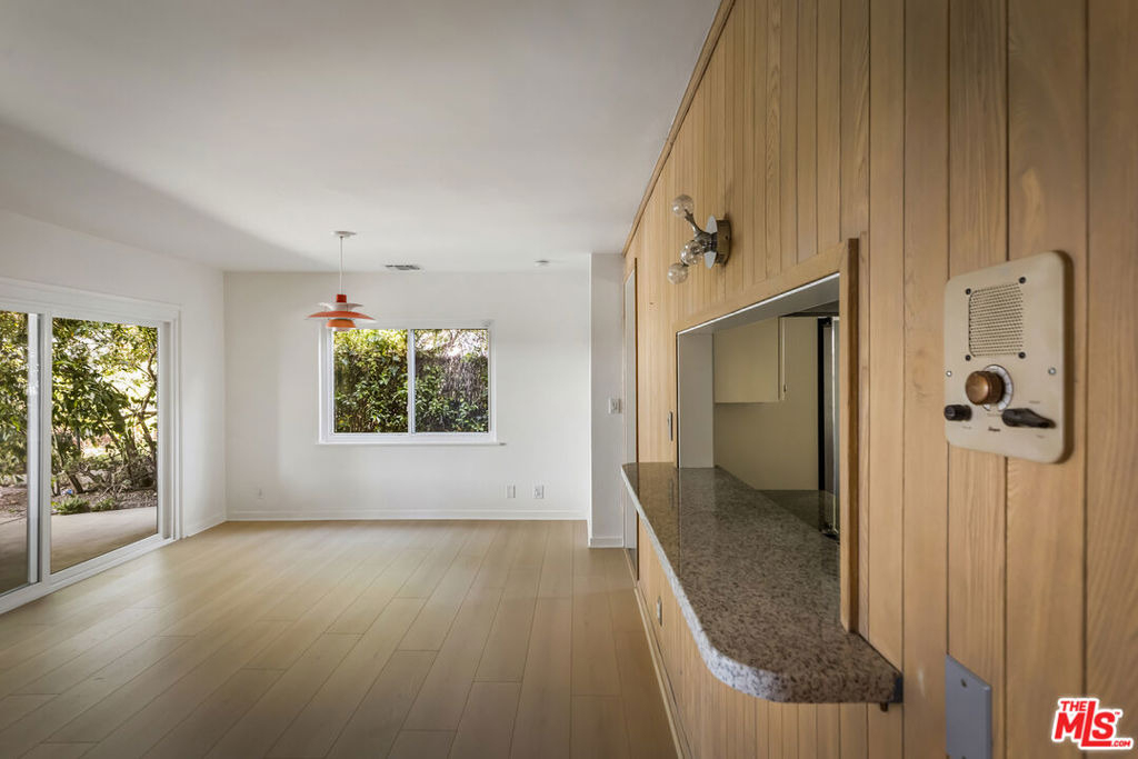 907 Alegre Place - Photo 24