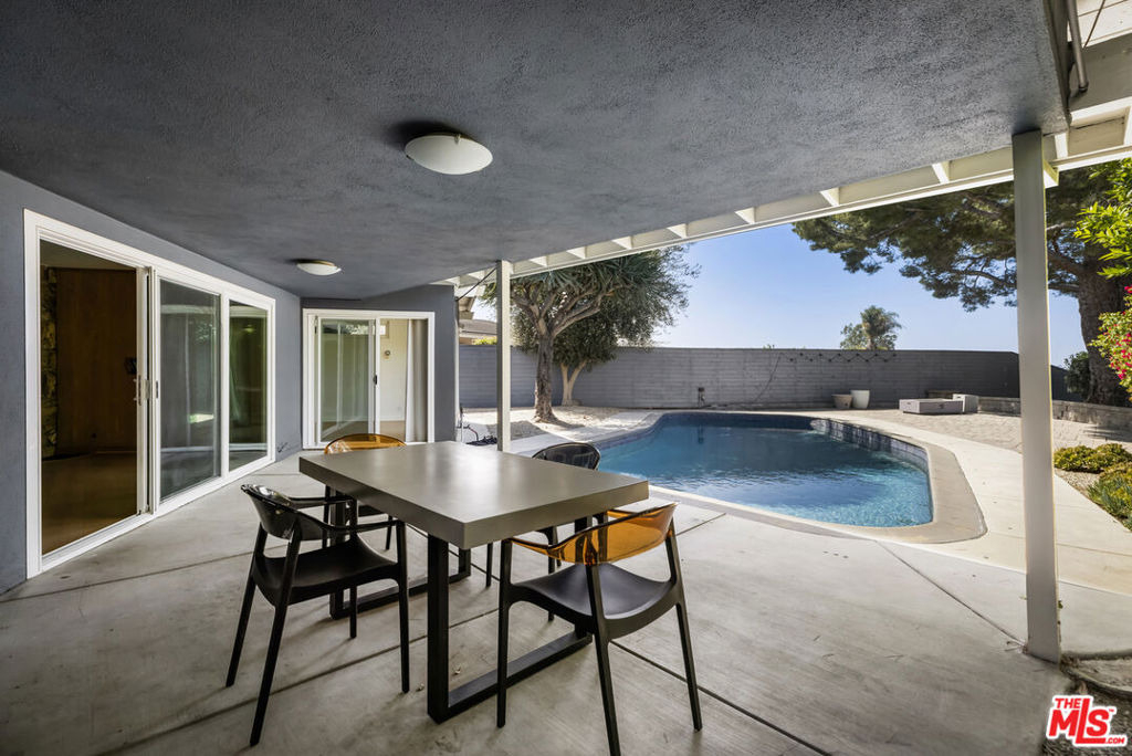 907 Alegre Place - Photo 21