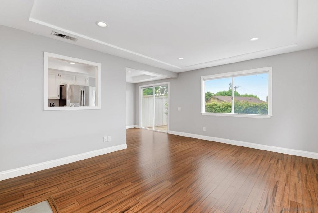 418 Summer View Circle - Photo 1