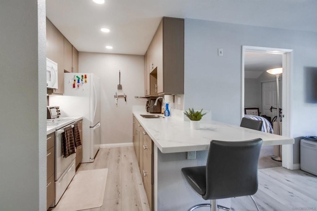 6111 Rancho Mission Road - Photo 5