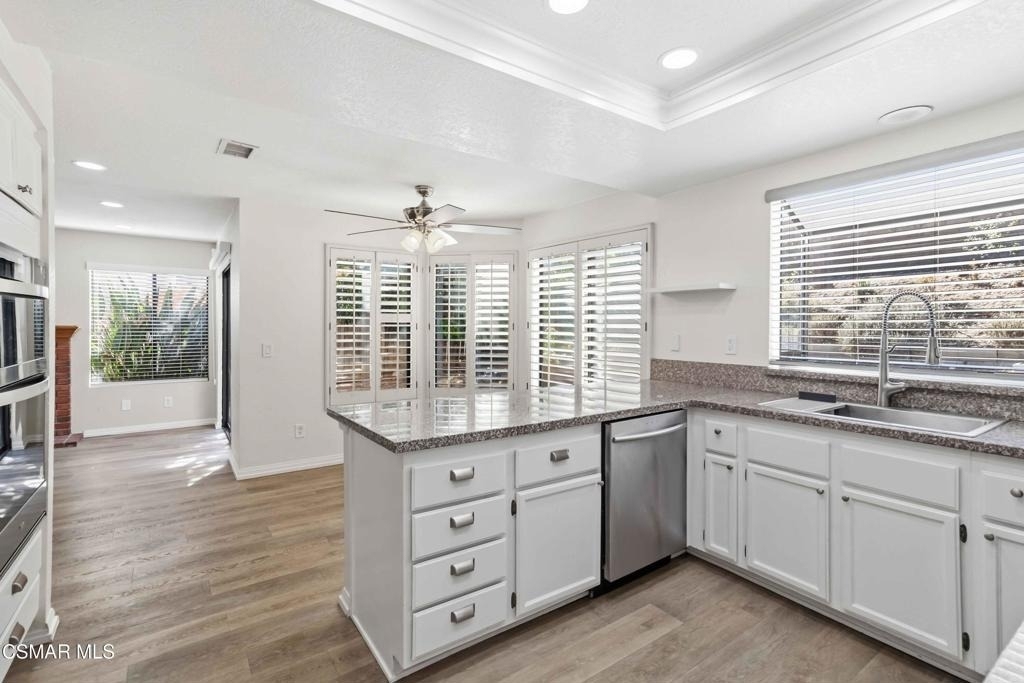 557 Canyon Vista Drive - Photo 6
