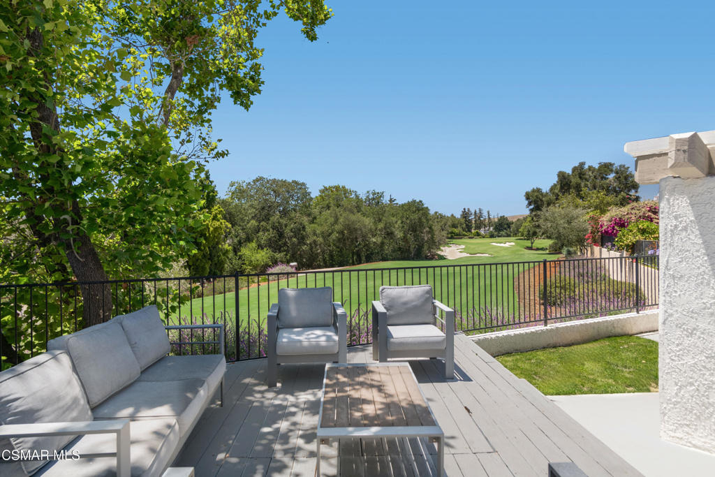 1725 Royal Saint George Drive - Photo 23