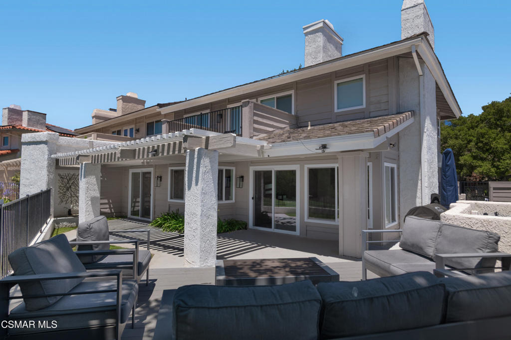 1725 Royal Saint George Drive - Photo 26