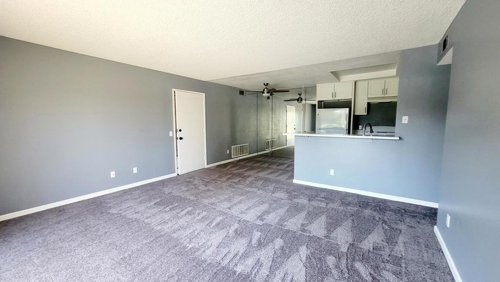 31200 Landau Boulevard - Photo 3