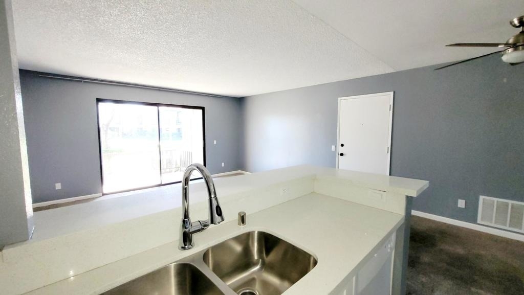 31200 Landau Boulevard - Photo 0