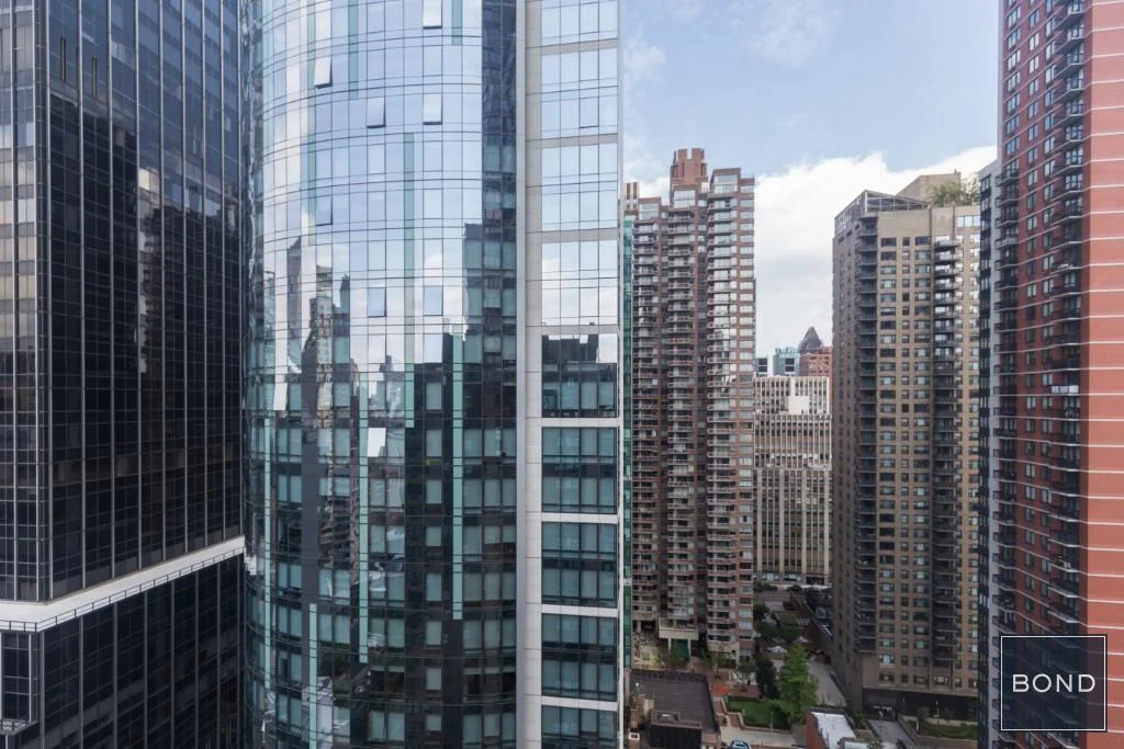 222 East 39th Street - Photo 1