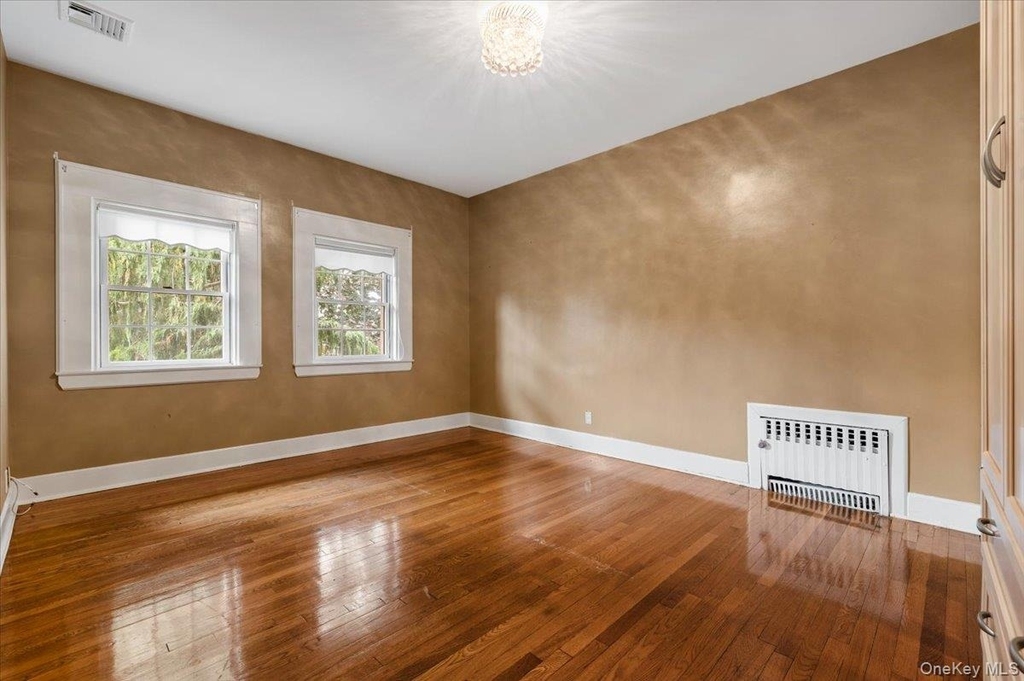 363 Oak Avenue - Photo 13