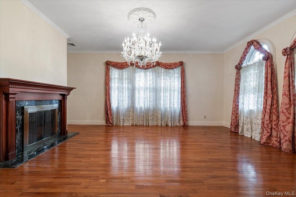 363 Oak Avenue - Photo 4