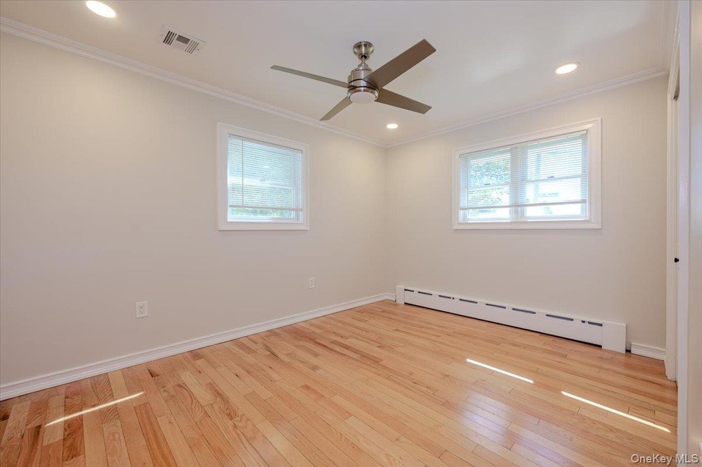 146 Saint Marks Place - Photo 10