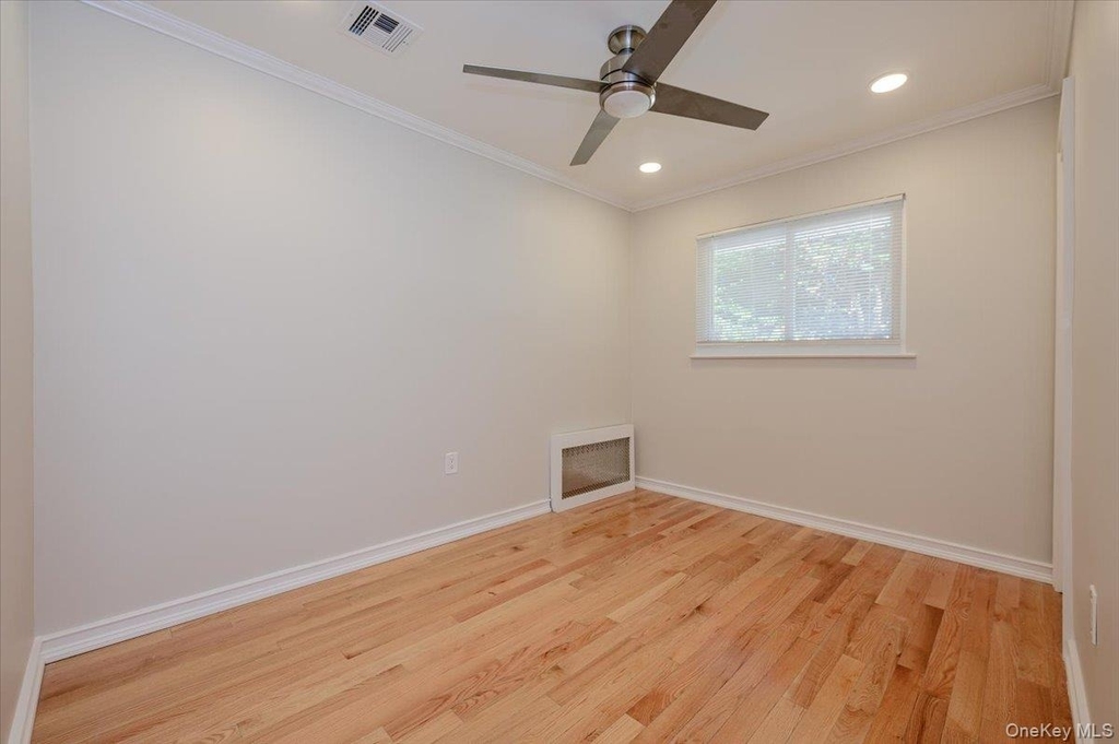 146 Saint Marks Place - Photo 11
