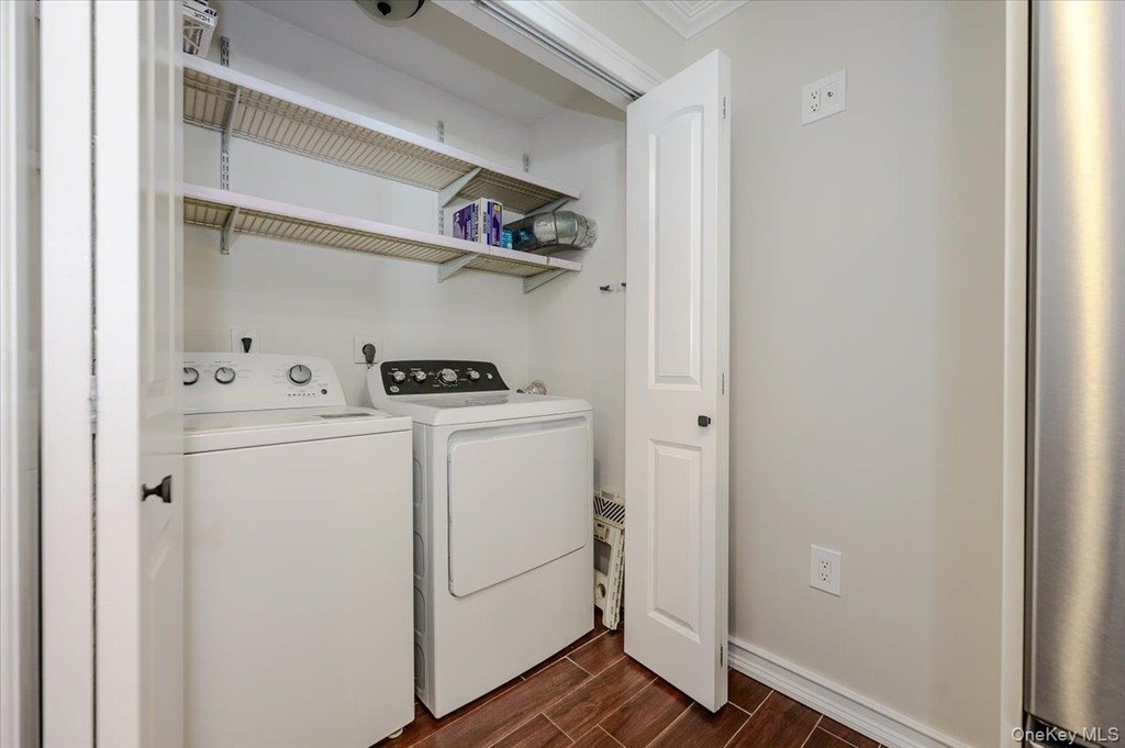 146 Saint Marks Place - Photo 13