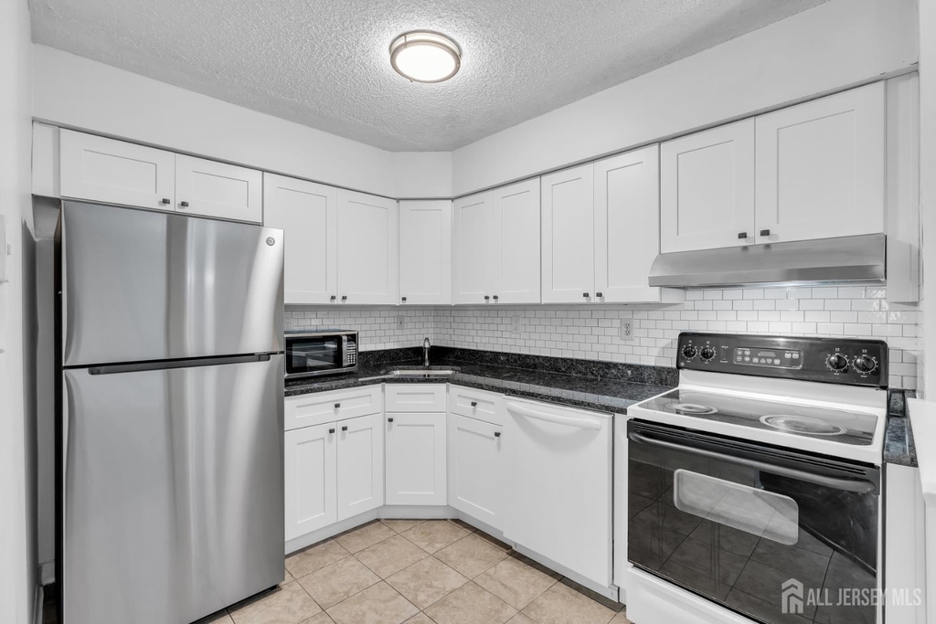 1719 Aspen Drive - Photo 7