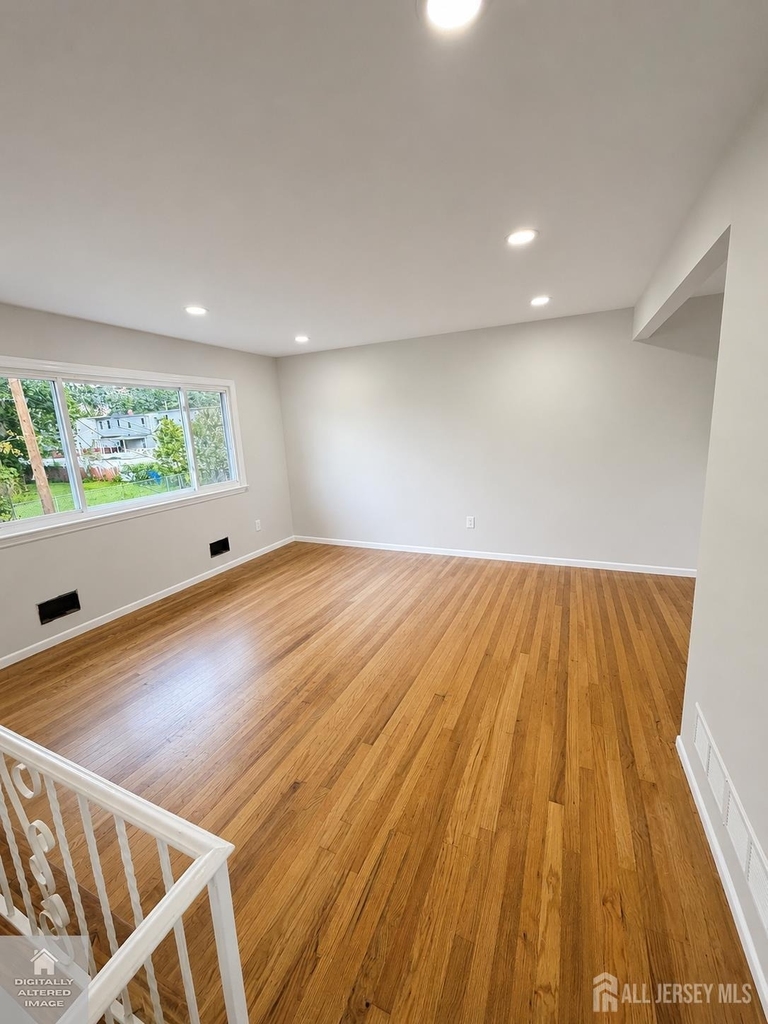 71 Patton Street - Photo 3