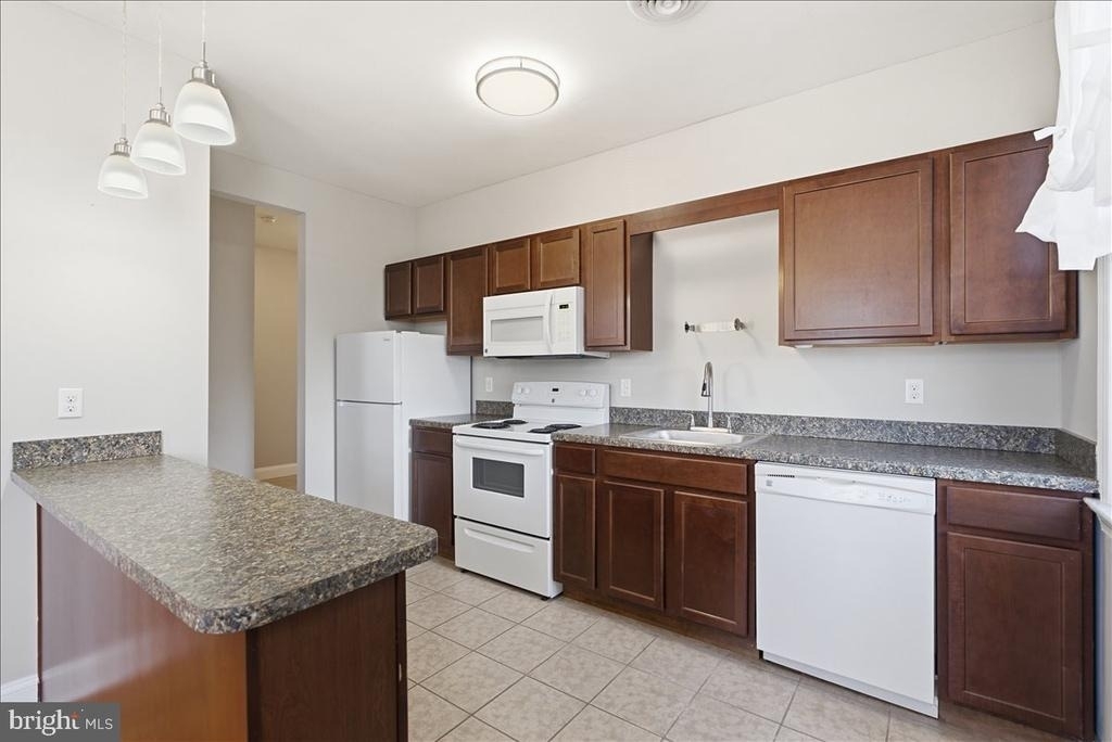 126 N Braddock Street - Photo 7