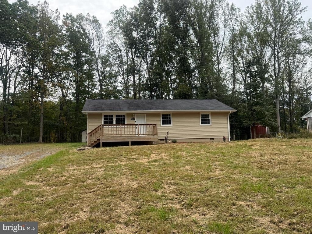 7013 Trails End Road - Photo 1