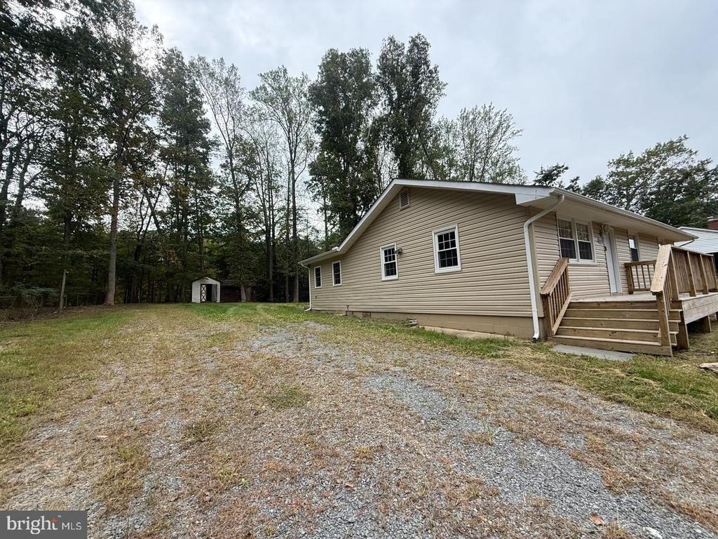 7013 Trails End Road - Photo 4