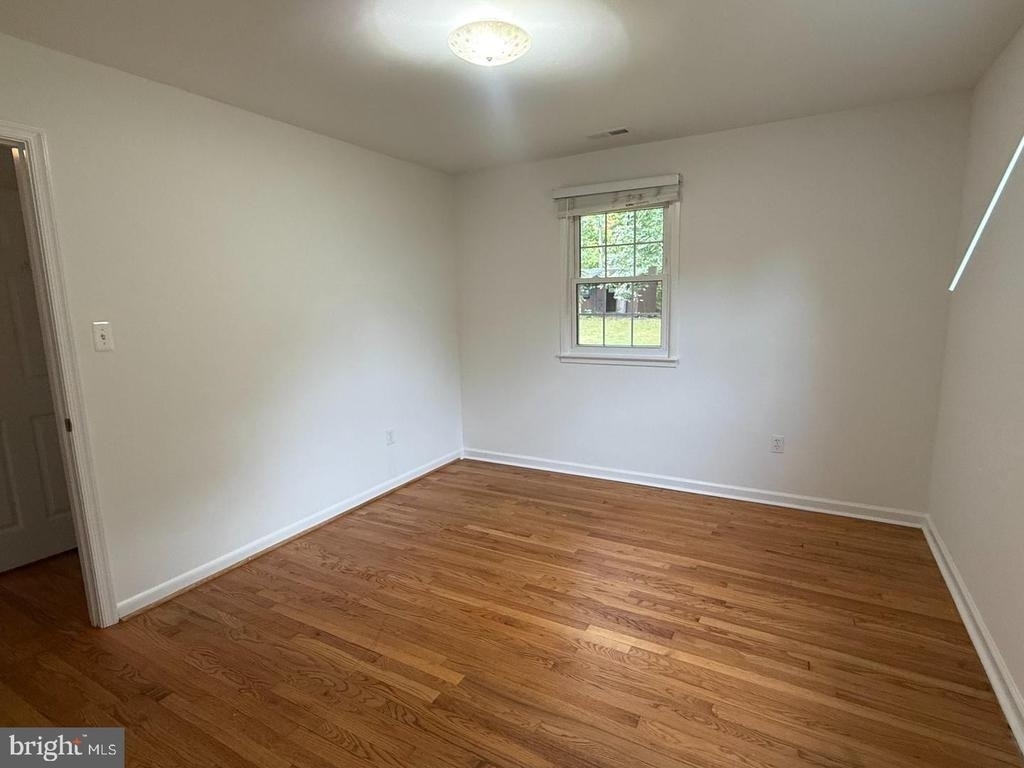7013 Trails End Road - Photo 16