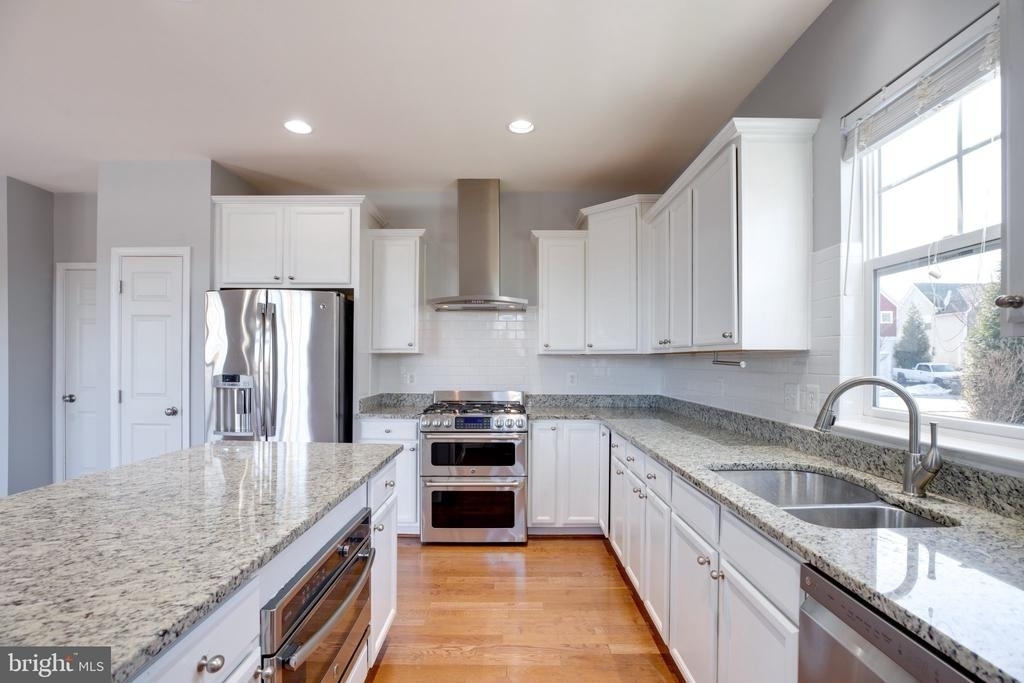 11932 Blue Violet Way - Photo 23