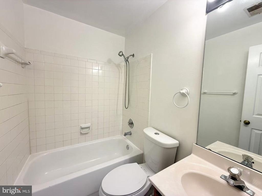 8630 Sanderling Drive - Photo 11