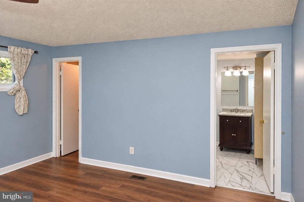 8531 W Oak Place - Photo 23