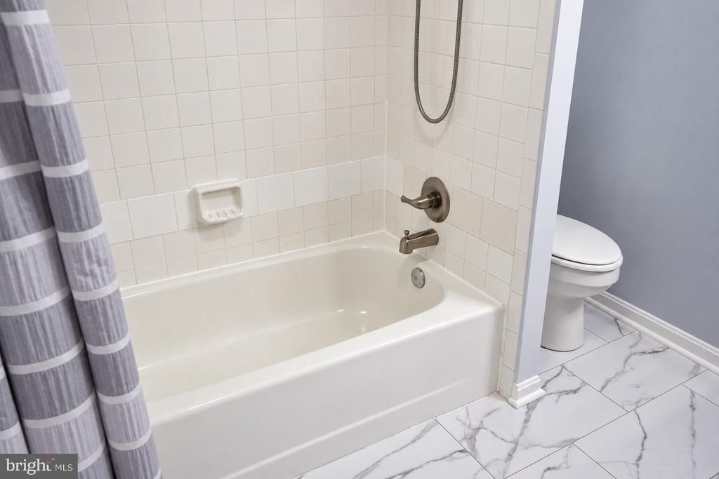 8531 W Oak Place - Photo 35