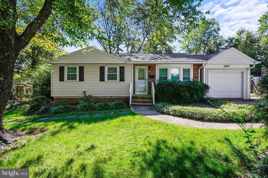 4607 Picot Road - Photo 0