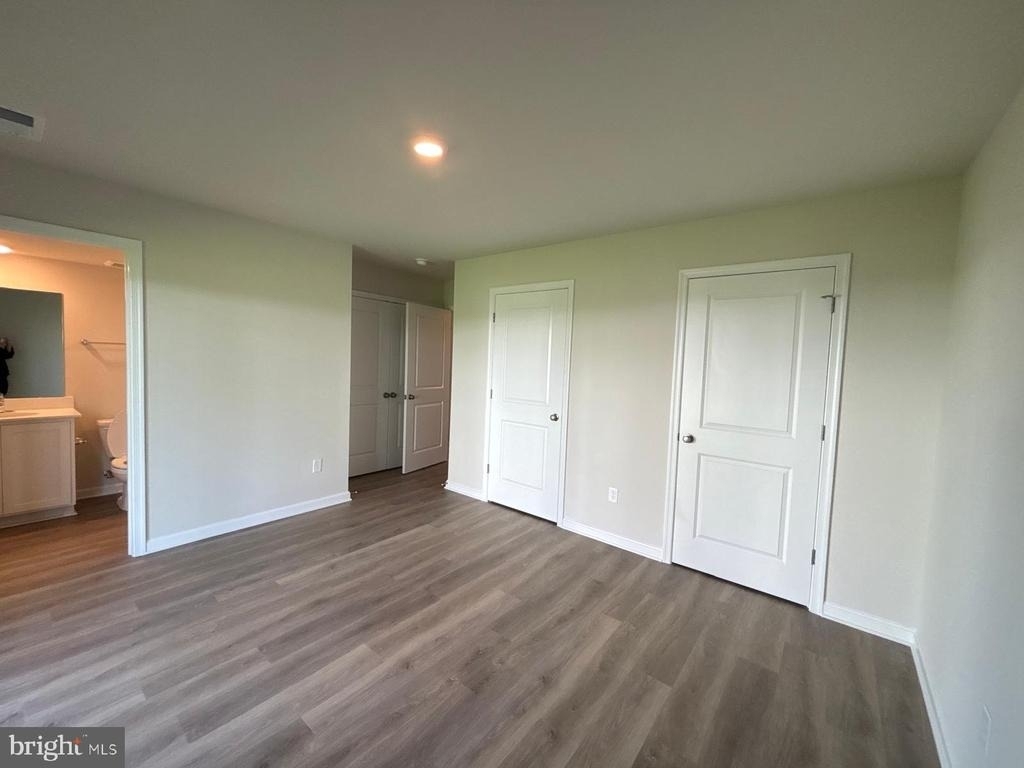 108 Bowers Street - Photo 4