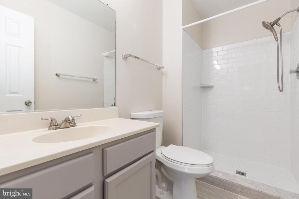 729 Acorn Court - Photo 17