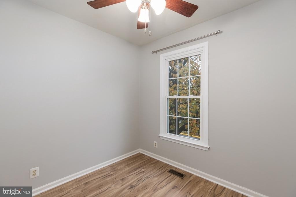 729 Acorn Court - Photo 24