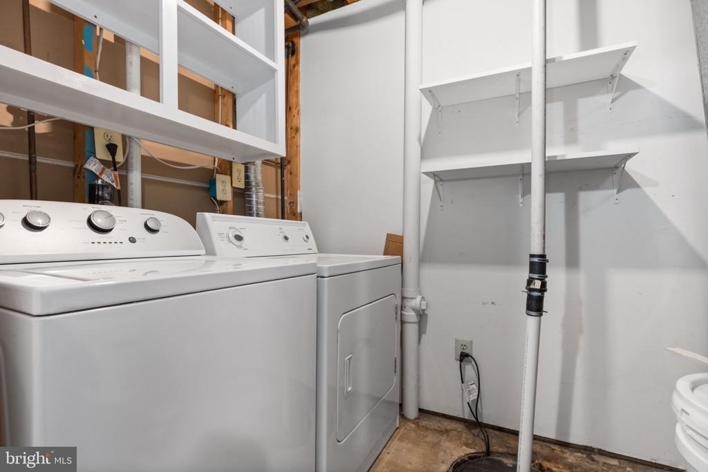 729 Acorn Court - Photo 28