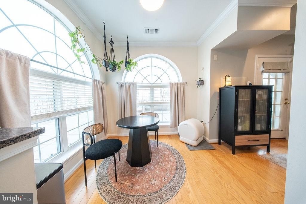 4550 Strutfield Lane - Photo 8