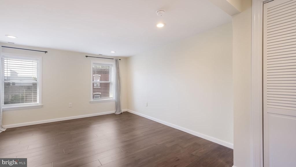 407 W Jefferson Street - Photo 27