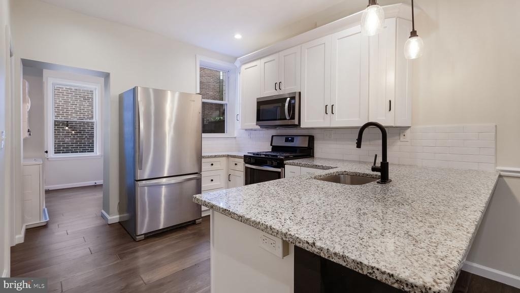 407 W Jefferson Street - Photo 10
