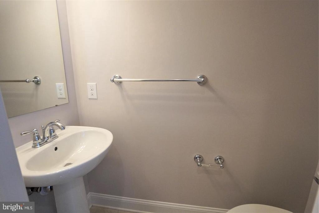 102 Bishop Drive - Photo 41