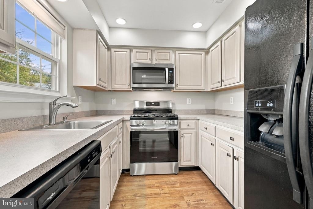 213 Tanager Court - Photo 9