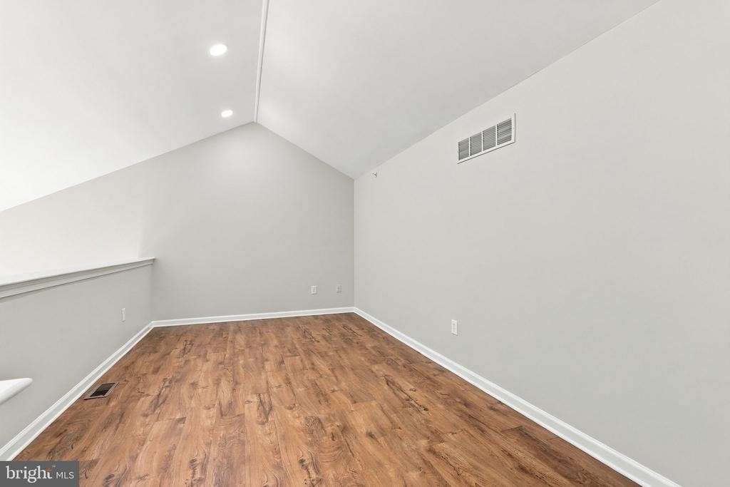 213 Tanager Court - Photo 16