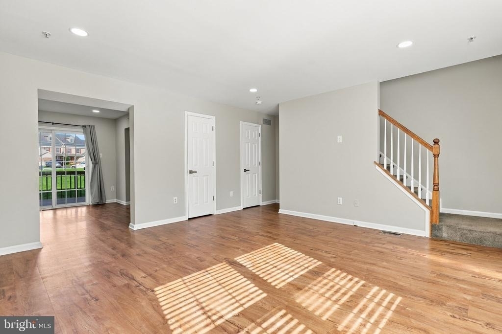 213 Tanager Court - Photo 2