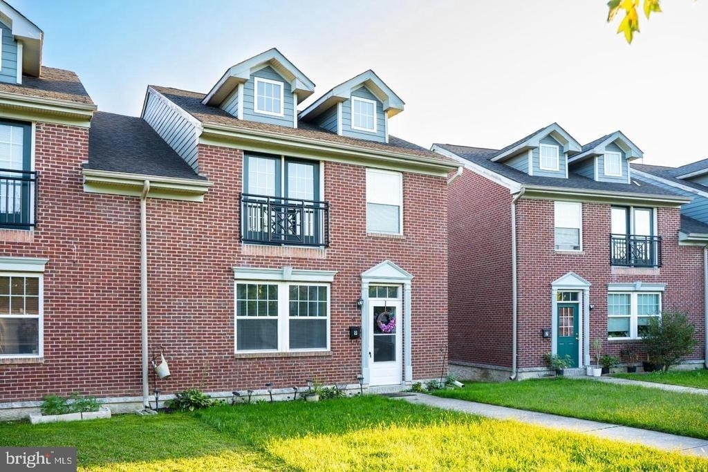 9 Borden Way - Photo 1