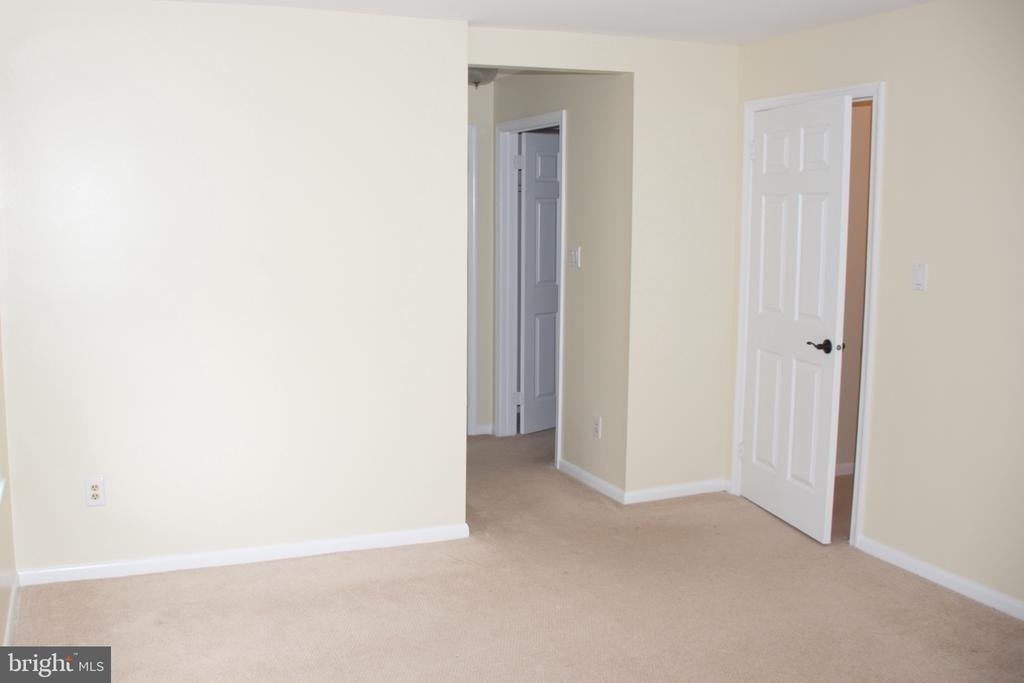 107 Delamere Drive - Photo 4