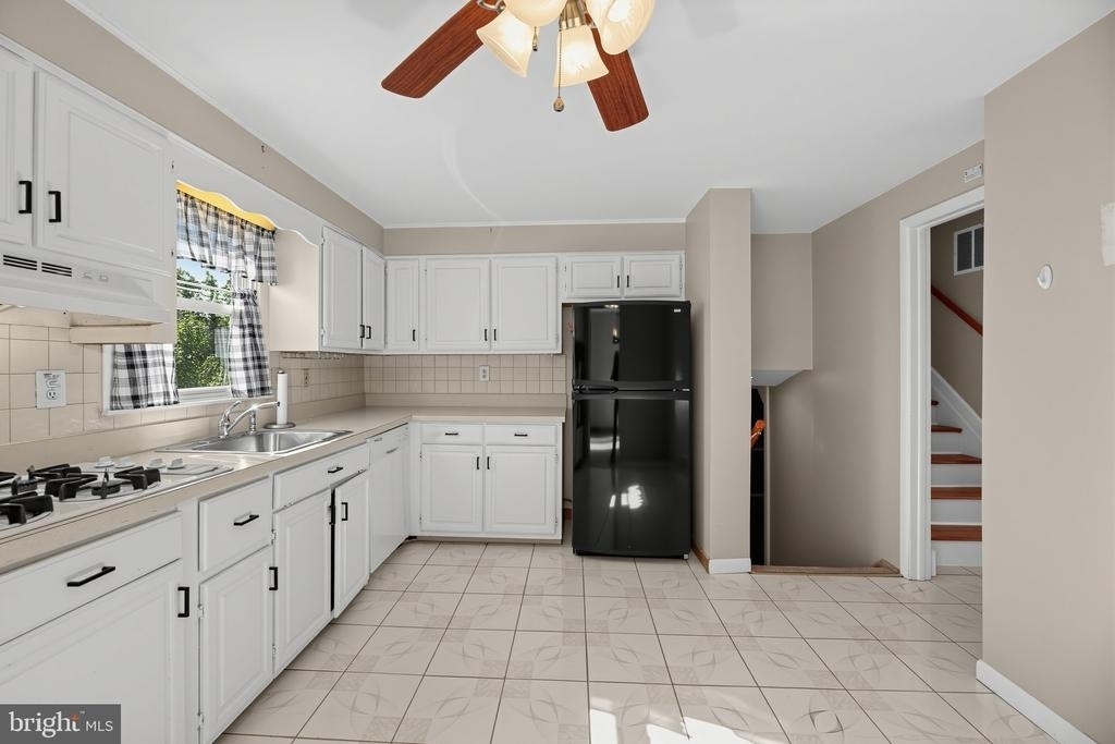 4 Roslyn Road - Photo 15