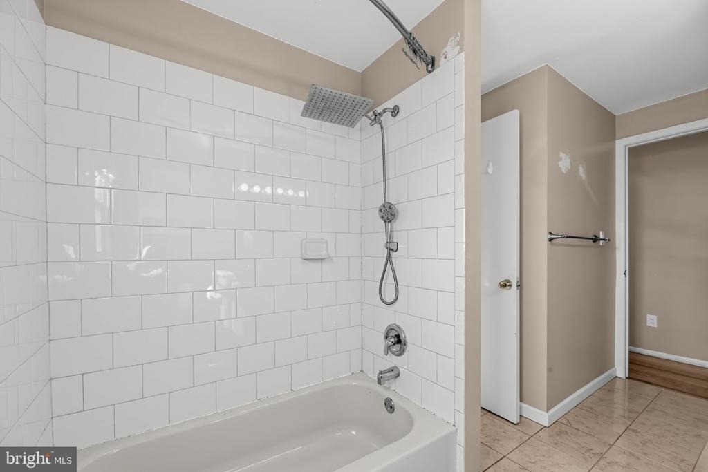 4 Roslyn Road - Photo 3