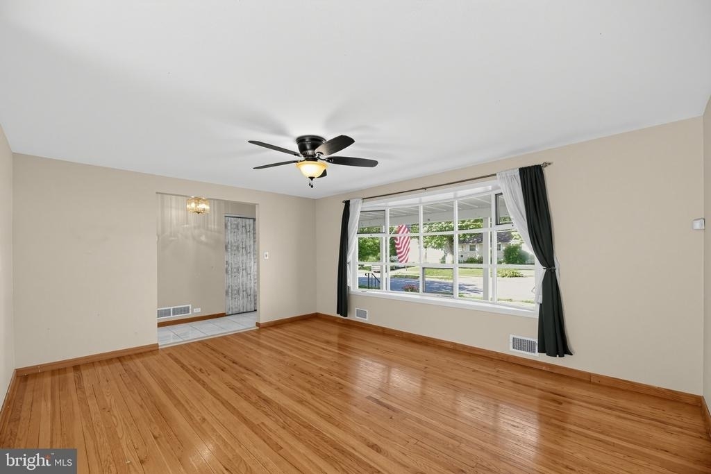 4 Roslyn Road - Photo 13