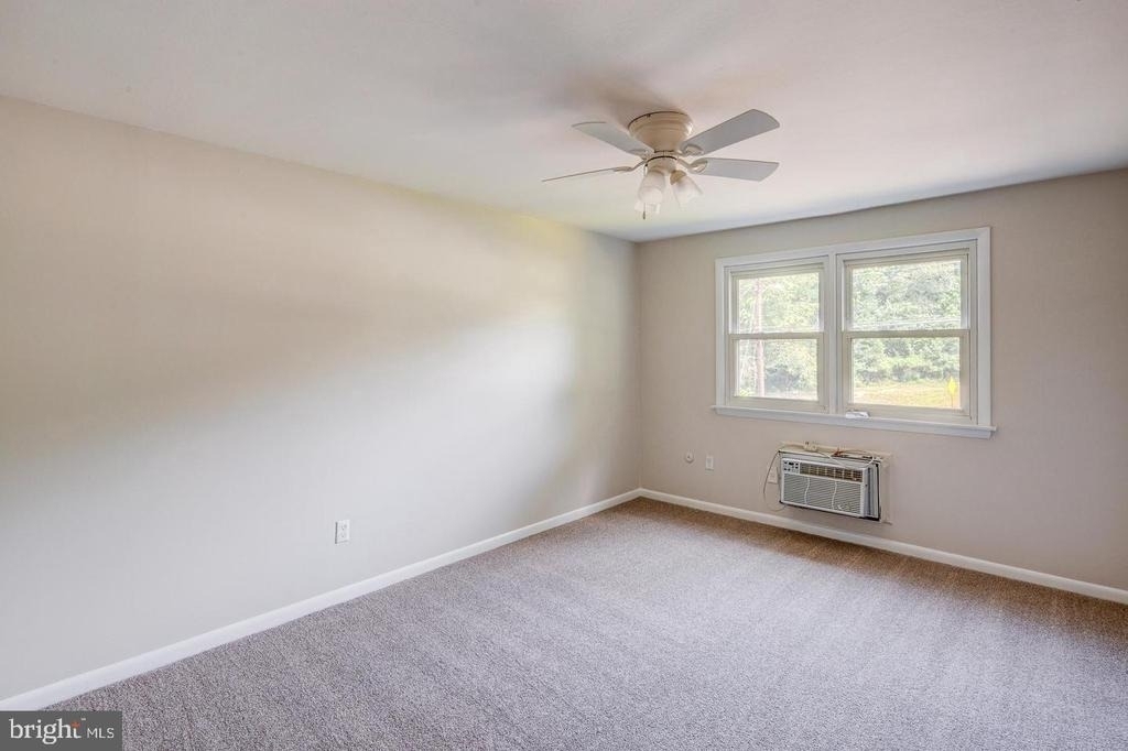204 Warwick Road - Photo 8